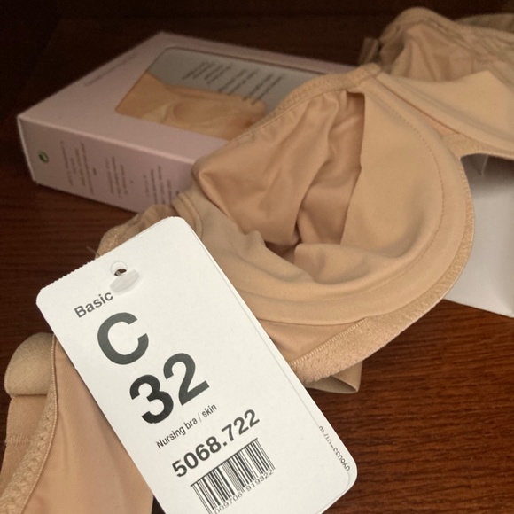 Nursing Bra New in Box - Picture 5 of 5